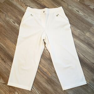 Chico's Zenergy Womens 8 White Crop Pant 3 Pocket Straight Stretch Lightweight